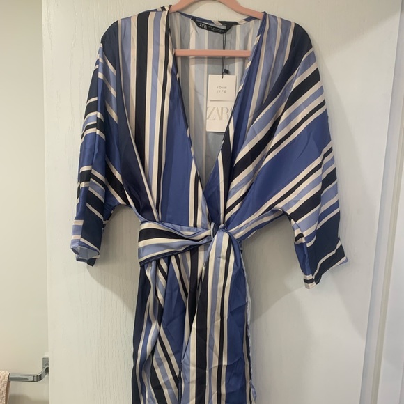 Zara Blue Striped Short Jumpsuit - Picture 5 of 8